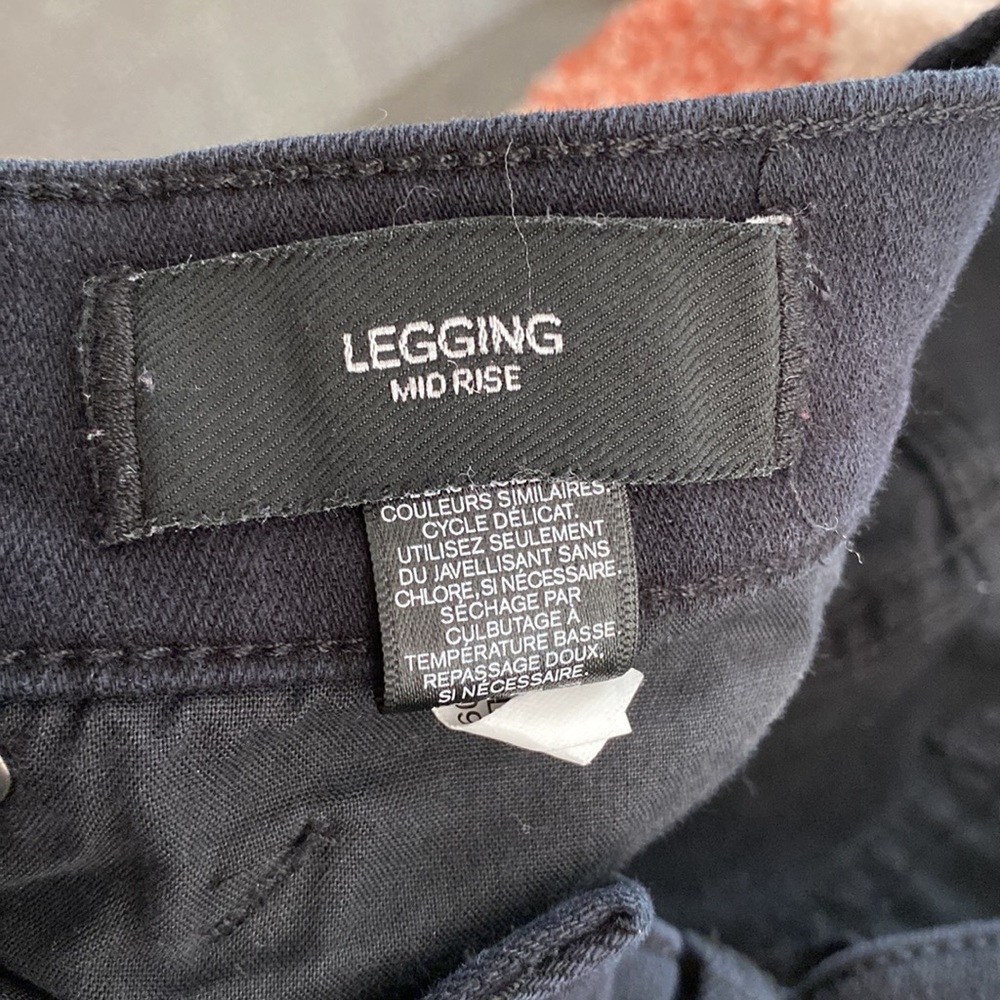 Express Legging Mid Rise Ripped Mesh Jeans - Picture 2 of 3